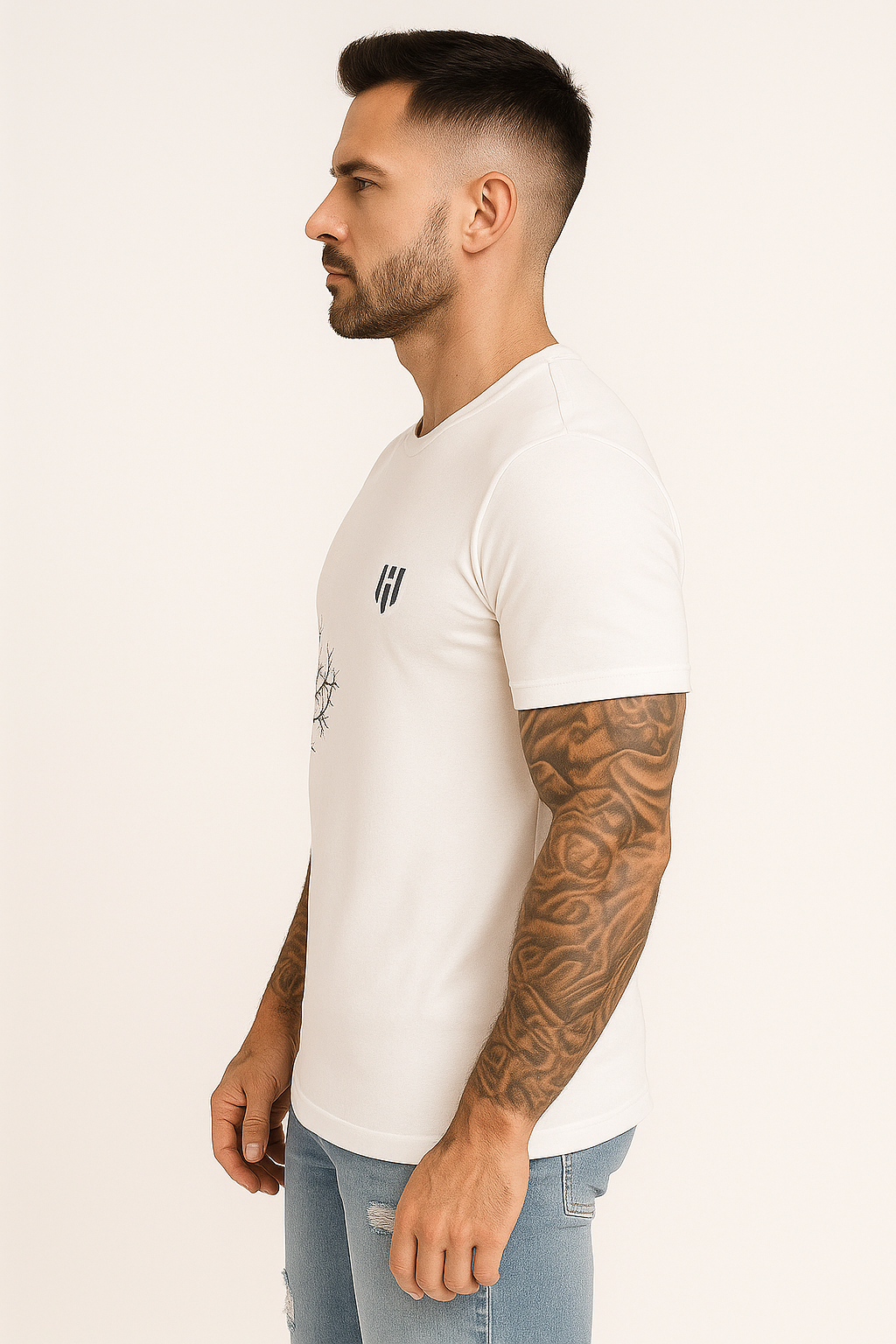 Round neck white T-shirt (design Tree)